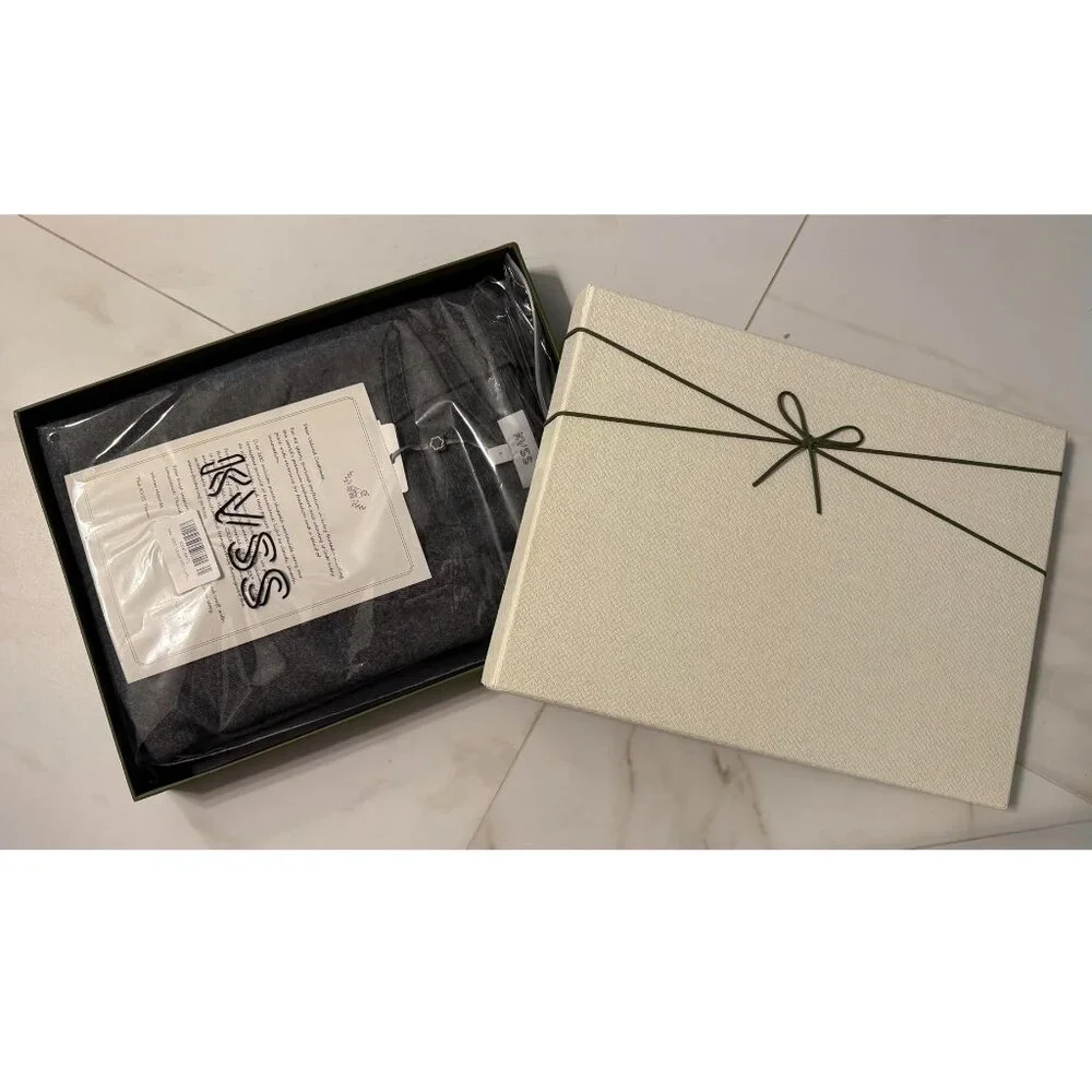 KVSS 100% Pure Cashmere Gray V-Neck Button Down Cardigan Large NEW! w/Gift Box - Picture 6 of 7